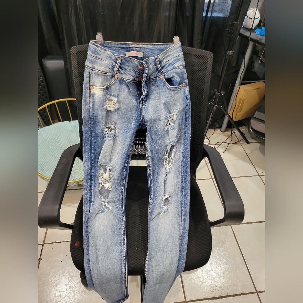 Jeans